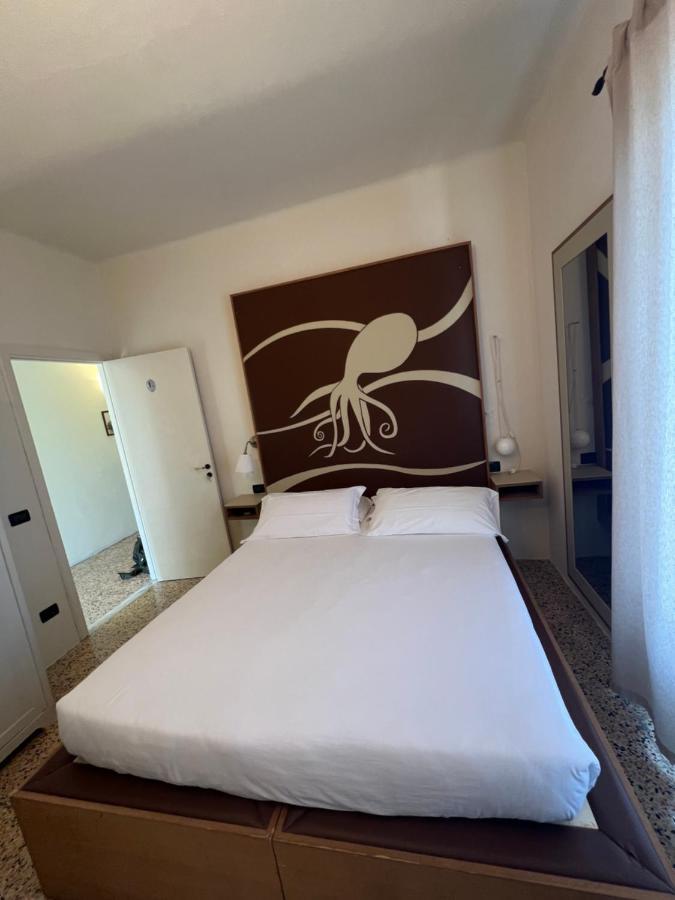 Hotel Locanda Lorena à Porto Venere Extérieur photo